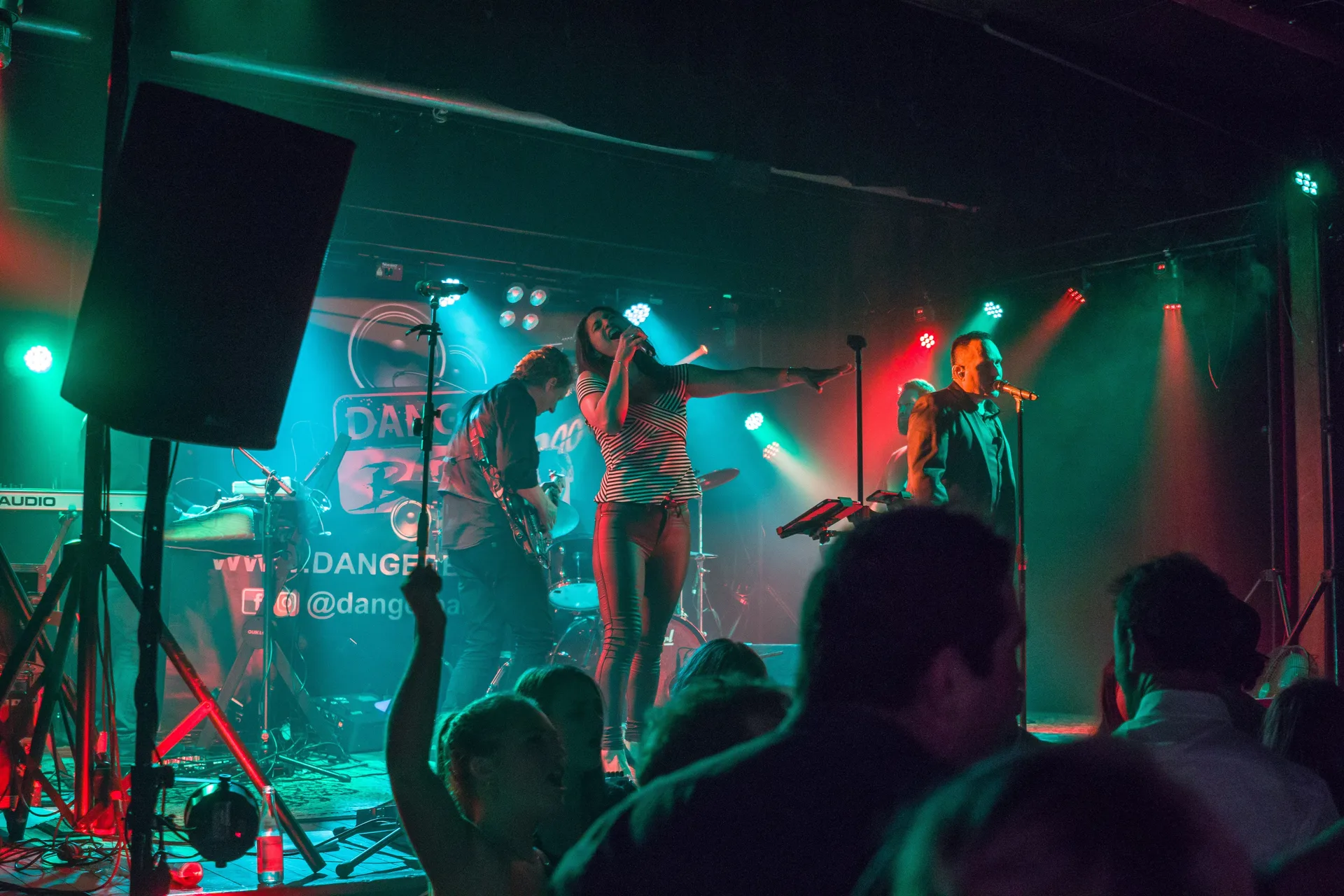 DangerBaby live 53