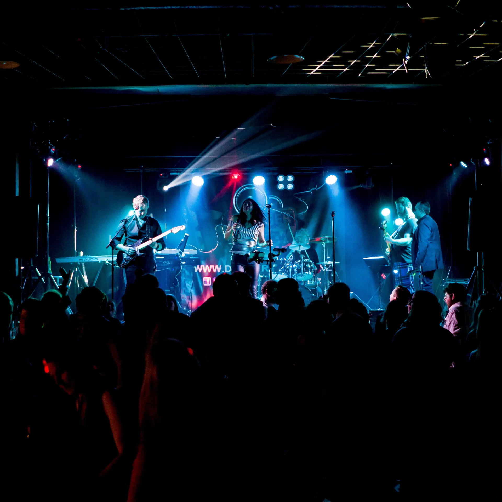 DangerBaby live 54